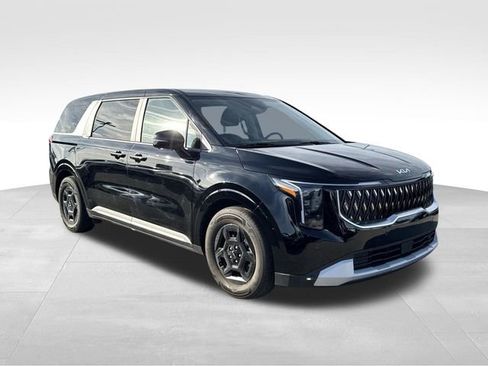 Used 2026 Kia Carnival image 7