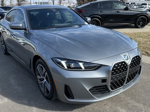 New 2026 BMW 430i xDrive w/ Premium Package image 2