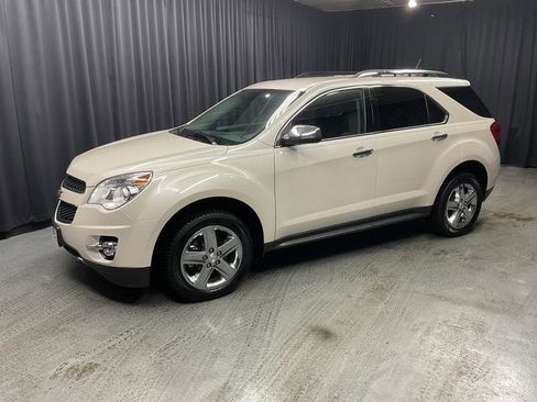 Used 2015 Chevrolet Equinox LTZ image 2