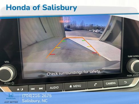 Used 2024 Nissan Rogue S image 20