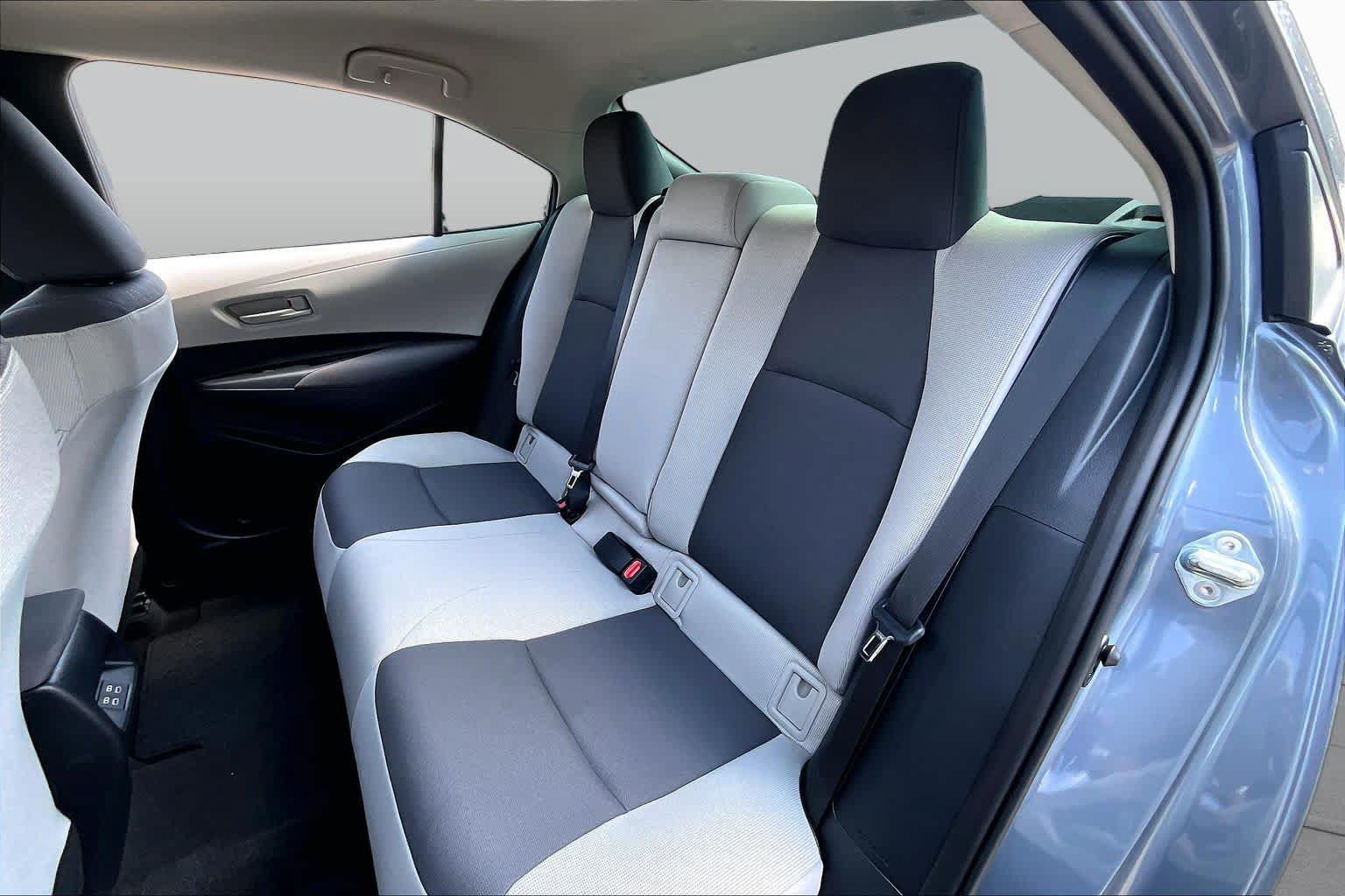 Used 2026 Toyota Corolla LE FWD image 20