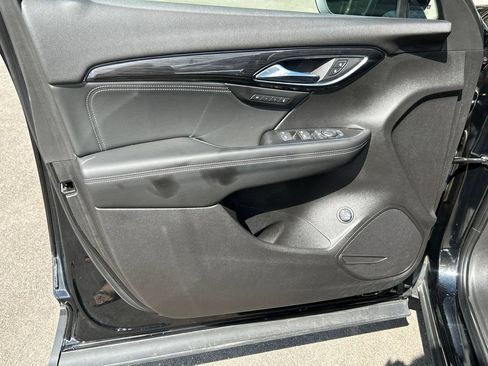 Used 2023 Buick Envision Essence FWD image 17