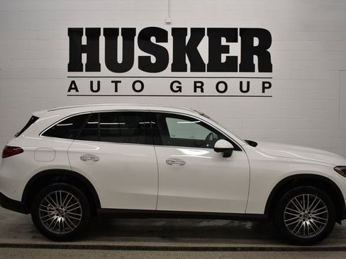 New 2026 Mercedes-Benz GLC 300 4MATIC image 2