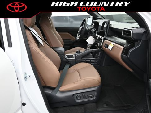 New 2026 Toyota 4Runner Limited image 11