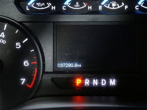 Certified 2019 Ford F150 XL w/ Equipment Group 101A Mid image 18