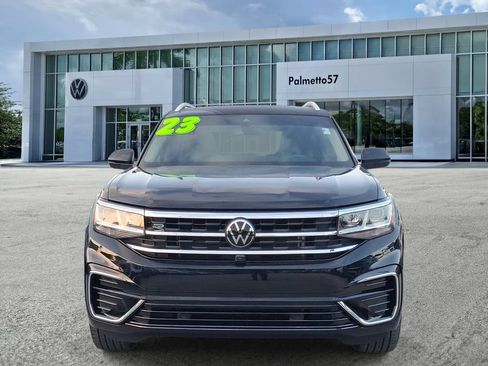 Used 2023 Volkswagen Atlas SEL Premium AWD/4WD image 2