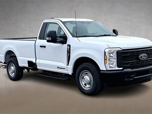 New 2026 Ford F250 XL image 2