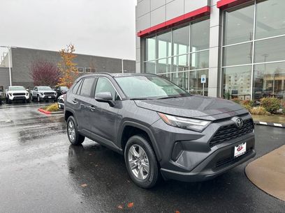 New 2025 Toyota RAV4 XLE