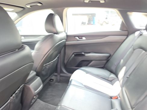 Used 2024 Kia K5 GT-Line w/ GT-Line Premium Package FWD image 16