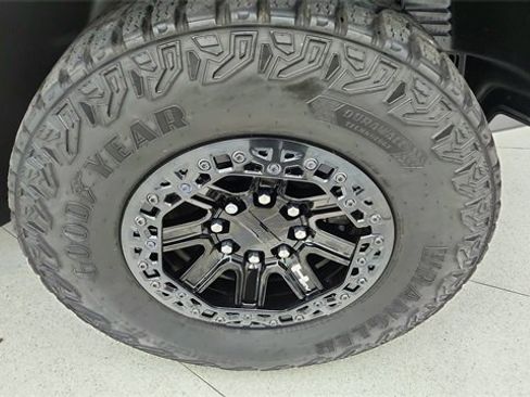 Used 2024 GMC Hummer EV 3X w/ Omega Edition image 58