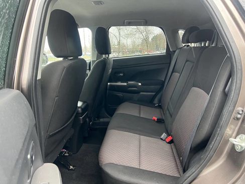 Used 2018 Mitsubishi Outlander Sport ES image 15