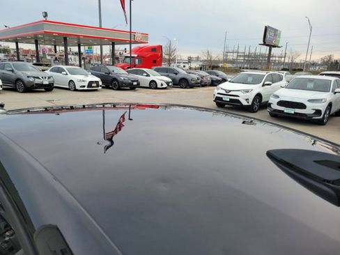 Used 2018 Chevrolet Cruze LT w/ Convenience Package image 14