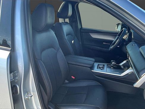 Used 2025 MAZDA CX-90 3.3 Turbo w/ Premium Sport Pkg image 8