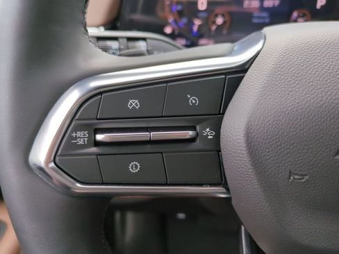 Used 2025 Chevrolet Tahoe High Country image 28