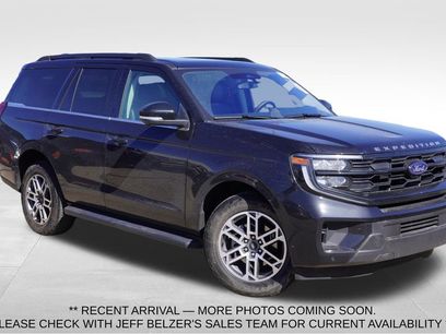 Used 2025 Ford Expedition Active