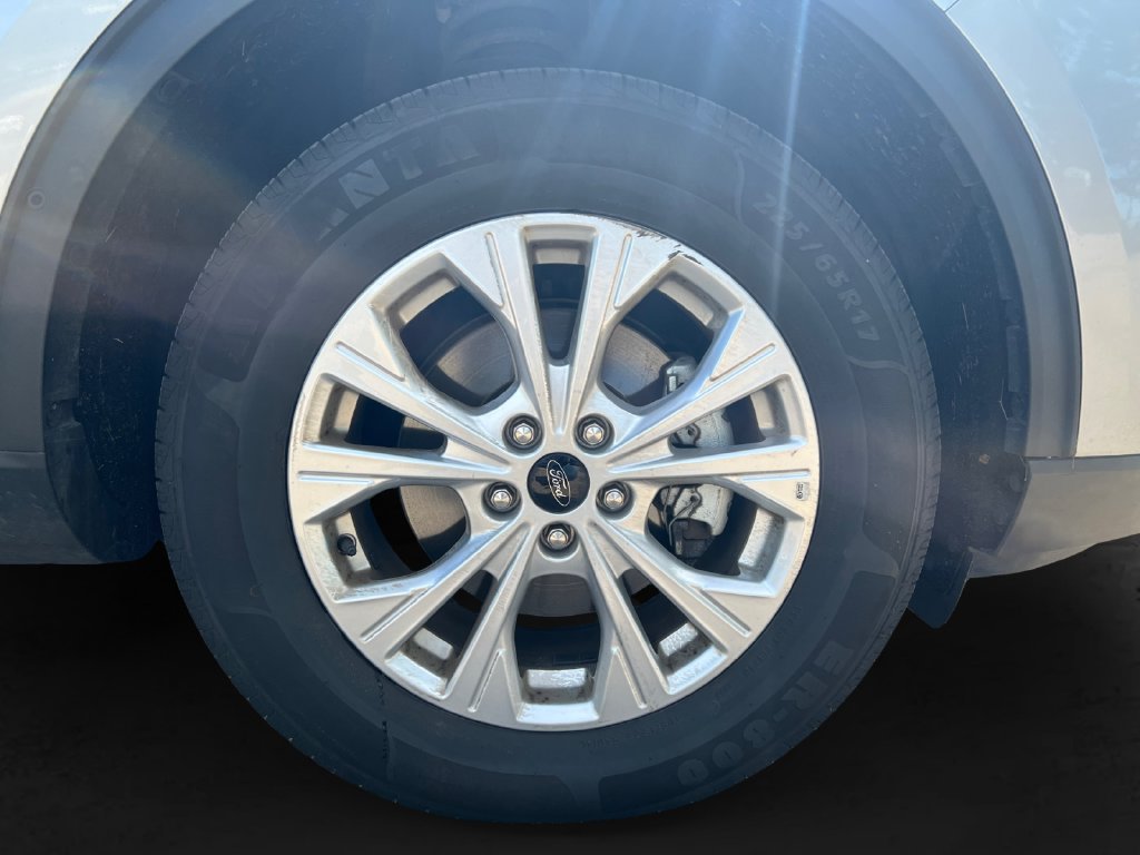 Used 2024 Ford Escape Active AWD/4WD image 9