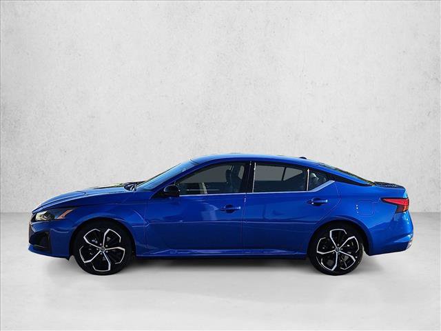 Used 2025 Nissan Altima 2.5 SR FWD image 9