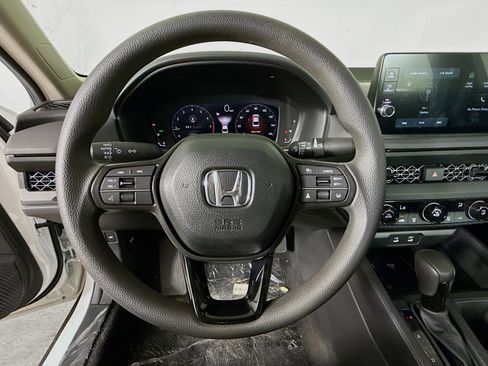 New 2026 Honda Accord LX image 9