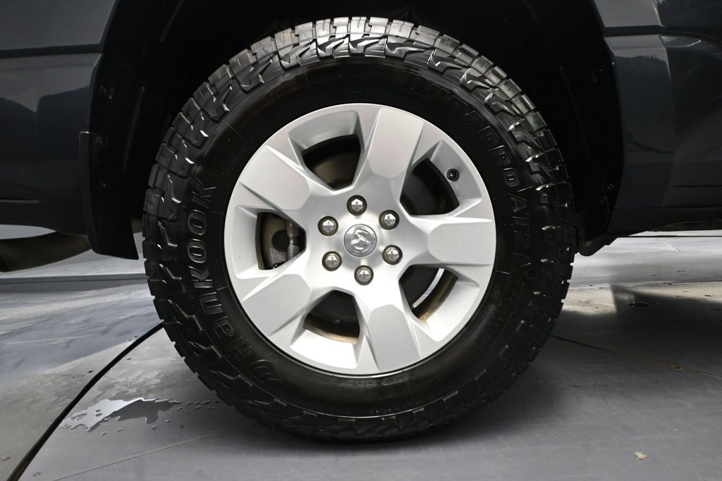 Used 2020 RAM 1500 Big Horn AWD/4WD image 11
