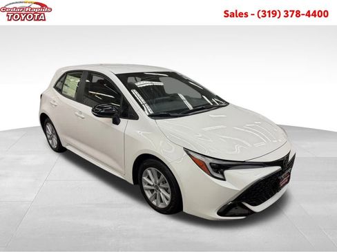 New 2026 Toyota Corolla SE image 4