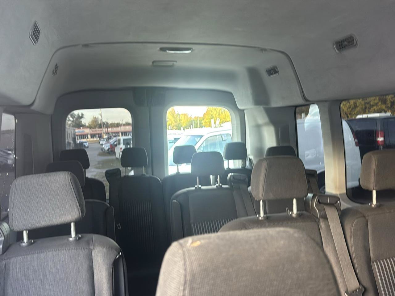 Used 2017 Ford Transit 350 XLT RWD image 21