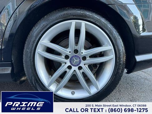 Used 2012 Mercedes-Benz C 300 Sport image 26