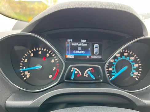 Used 2014 Ford Escape Titanium w/ Equipment Group 401A FWD image 15