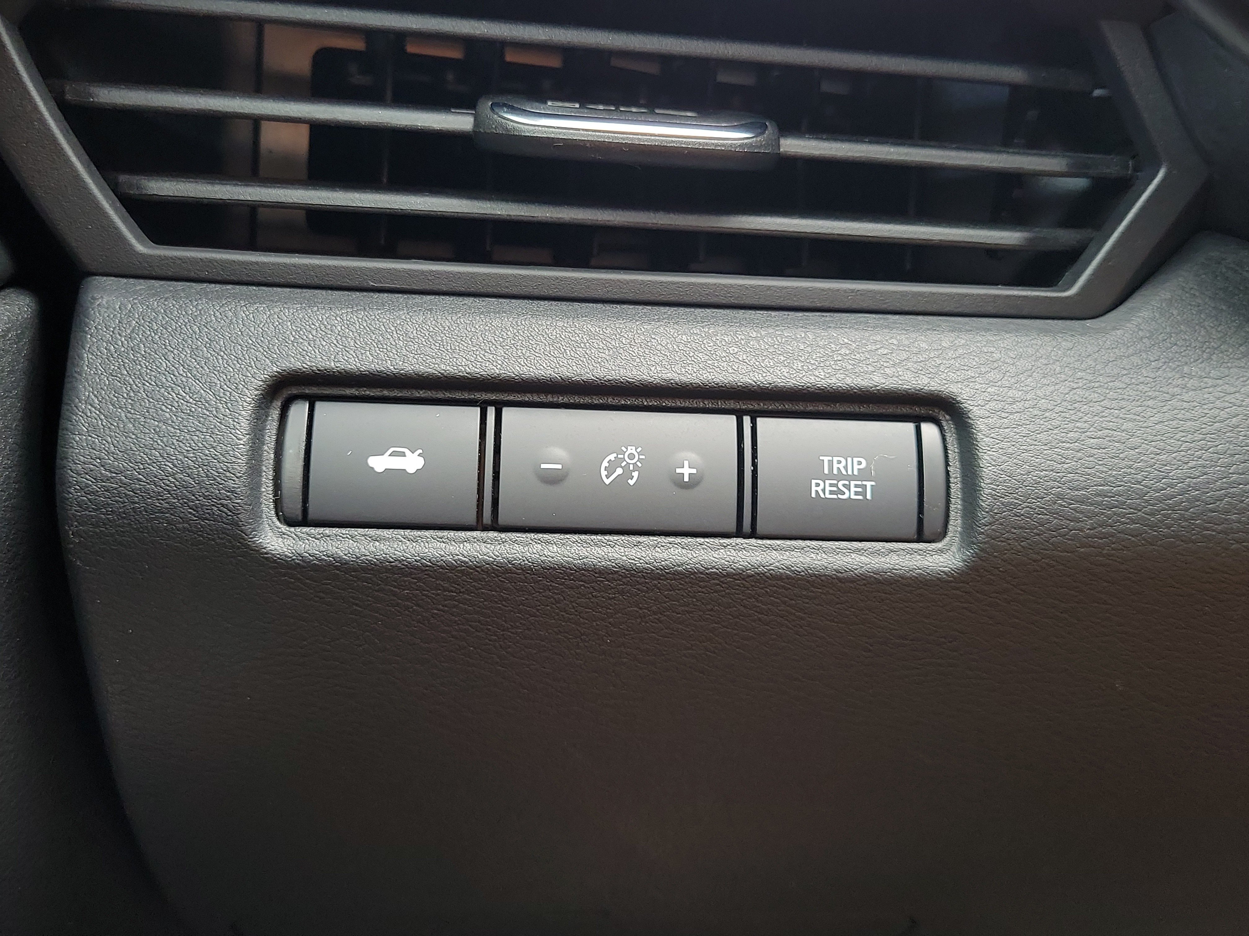 Certified 2022 Nissan Altima 2.5 SR FWD image 29