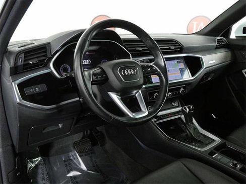 Used 2021 Audi Q3 2.0T Premium Plus image 16