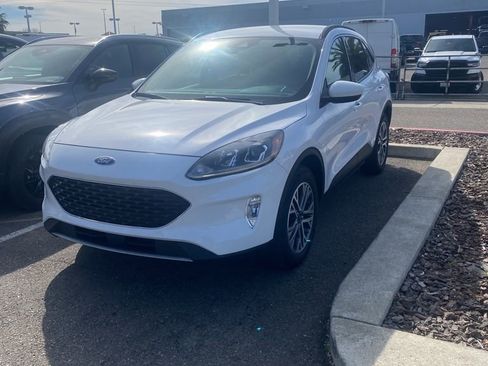 Used 2020 Ford Escape SEL image 1