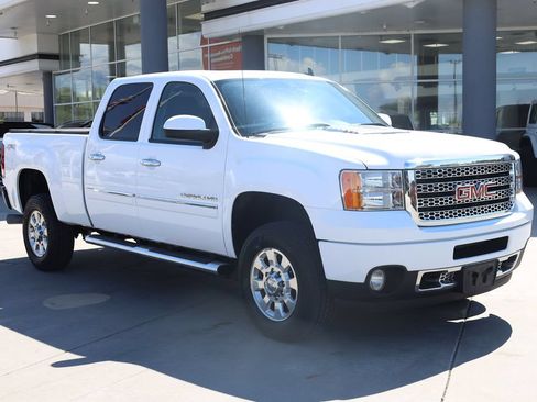 Used 2012 GMC Sierra 2500 Denali AWD/4WD image 8