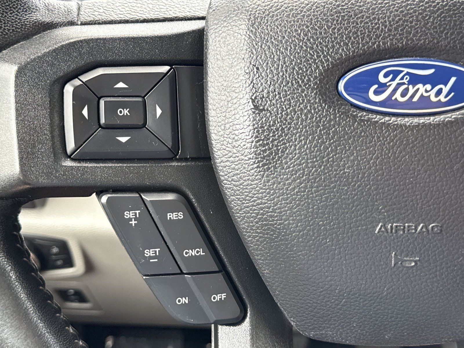 Used 2020 Ford F150 XLT w/ Equipment Group 302A Luxury AWD/4WD image 19