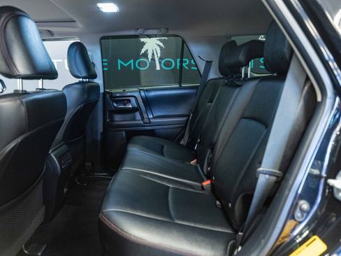 Used 2021 Toyota 4Runner TRD Off-Road Premium w/ Moonroof Package AWD/4WD image 11