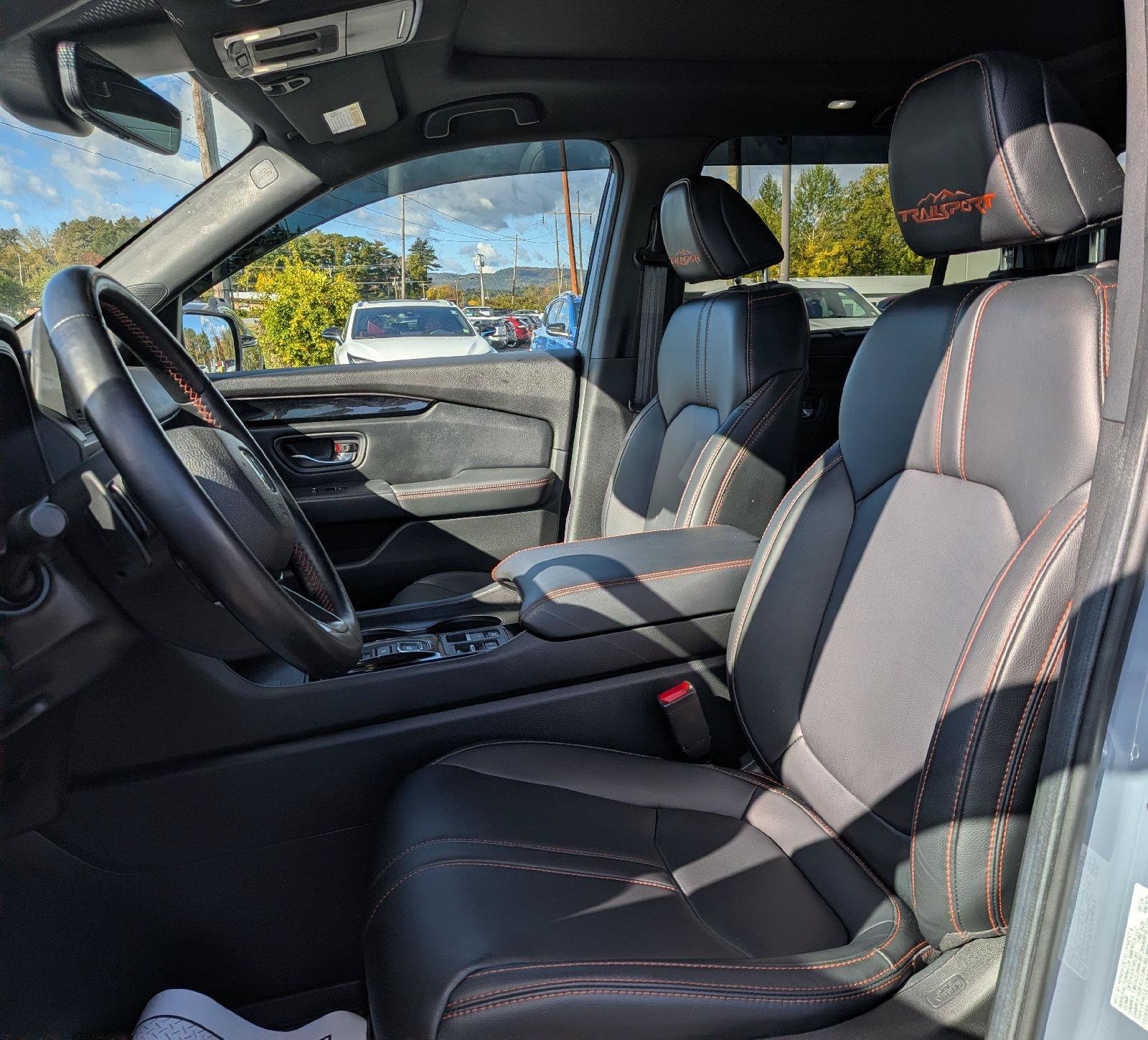 Certified 2025 Honda Pilot TrailSport image 14