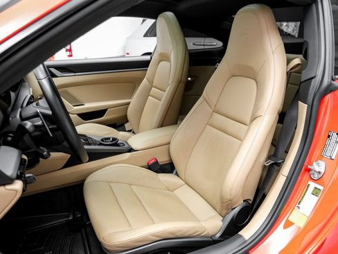 Used 2021 Porsche 911 Carrera S RWD image 36
