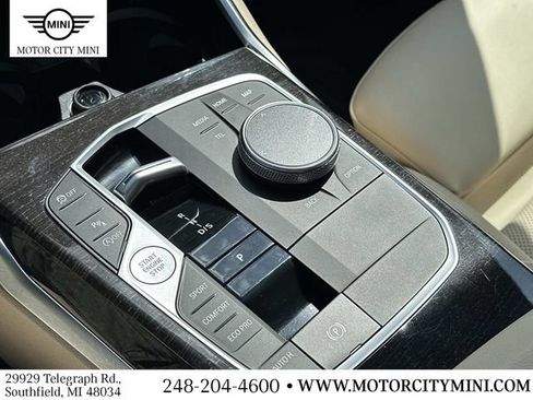 Used 2023 BMW 330i xDrive Sedan w/ Premium Package AWD/4WD image 35