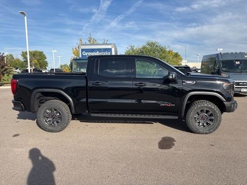 New 2026 GMC Sierra 1500 AT4X image 4
