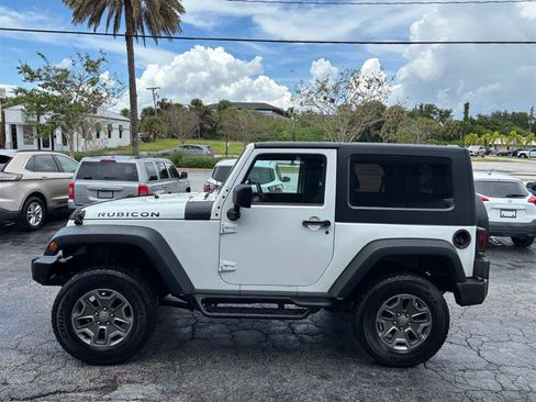 Used 2011 Jeep Wrangler Rubicon w/ Dual Top Group AWD/4WD image 2