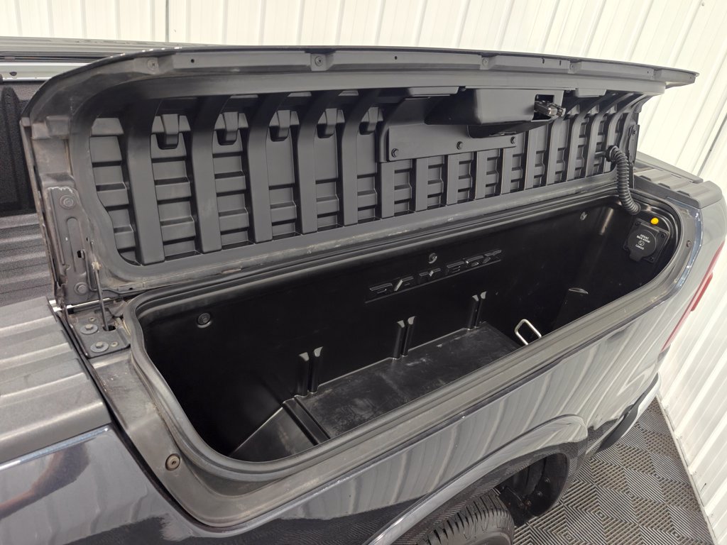 Used 2021 RAM 1500 Laramie AWD/4WD image 32