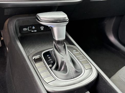 Certified 2024 Hyundai Kona SEL FWD image 22