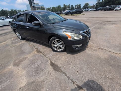 Used 2014 Nissan Altima 2.5 SL w/ Technology Package FWD image 15