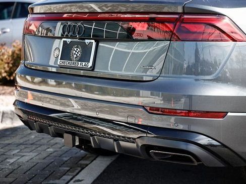 New 2026 Audi Q8 Prestige image 9