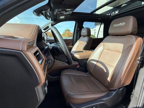 Used 2023 Chevrolet Tahoe High Country image 14