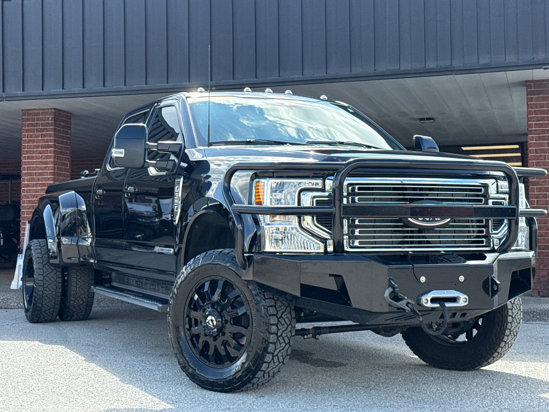Used 2022 Ford F350 Lariat w/ Lariat Ultimate Package AWD/4WD image 1