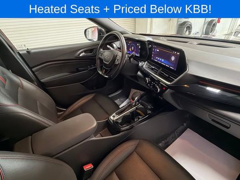 Used 2025 Chevrolet Trax RS w/ Driver Confidence Package FWD image 20