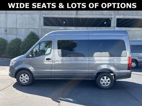 Used 2023 Mercedes-Benz Sprinter 2500 image 6
