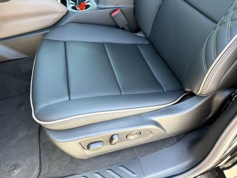 New 2026 GMC Canyon Denali AWD/4WD image 19