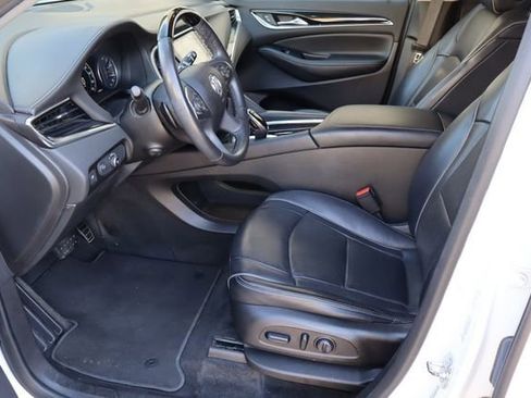Used 2019 Buick Enclave Avenir w/ Avenir Technology Package FWD image 17