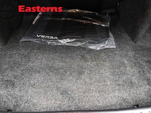 Used 2024 Nissan Versa SR w/ Trunk Package FWD image 9