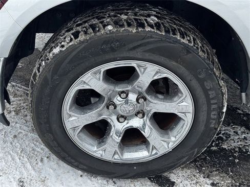 Certified 2018 RAM 1500 Laramie w/ Convenience Group image 10